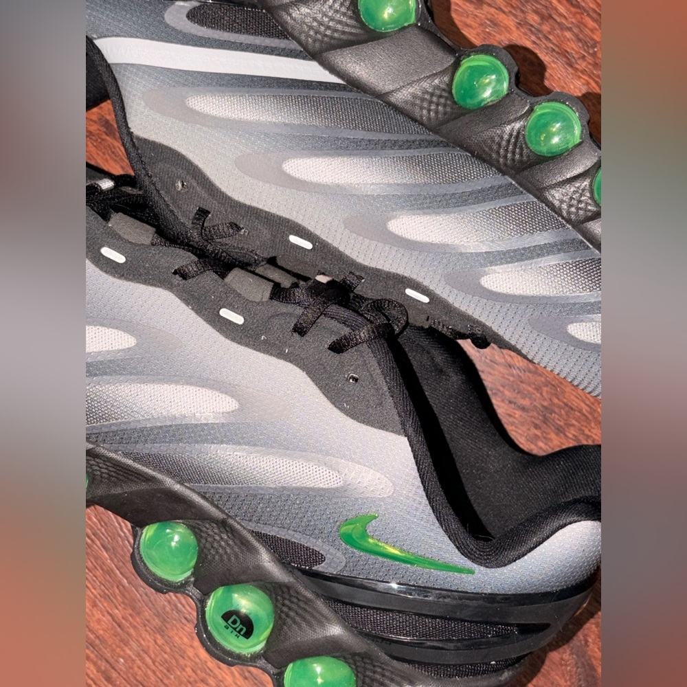 Nike shoes for men - Picture 2 of 15